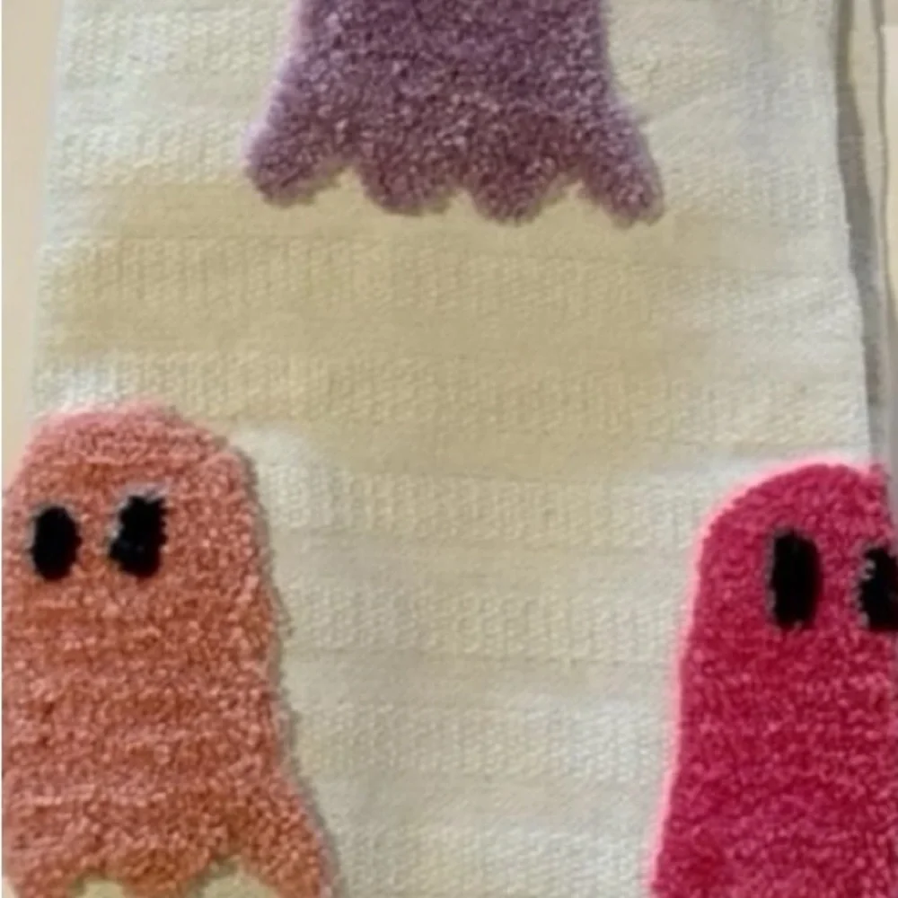Rachel Zoe Pink Purple Ghost Summerween Blanket